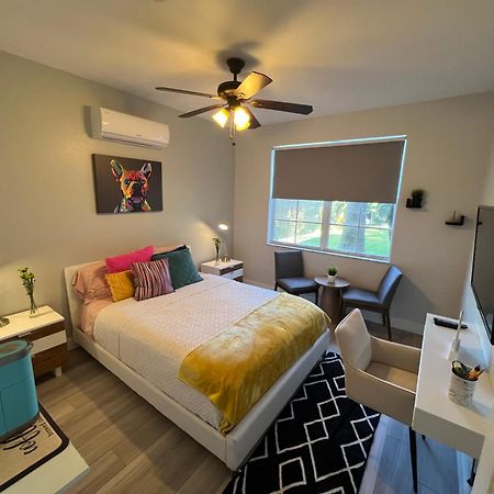 Апартаменты Chic Private Retreat Хомстед Экстерьер фото